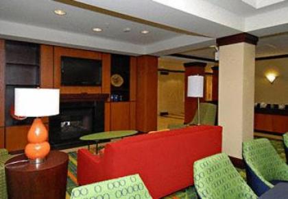 Fairfield Inn & Suites Bedford - image 3