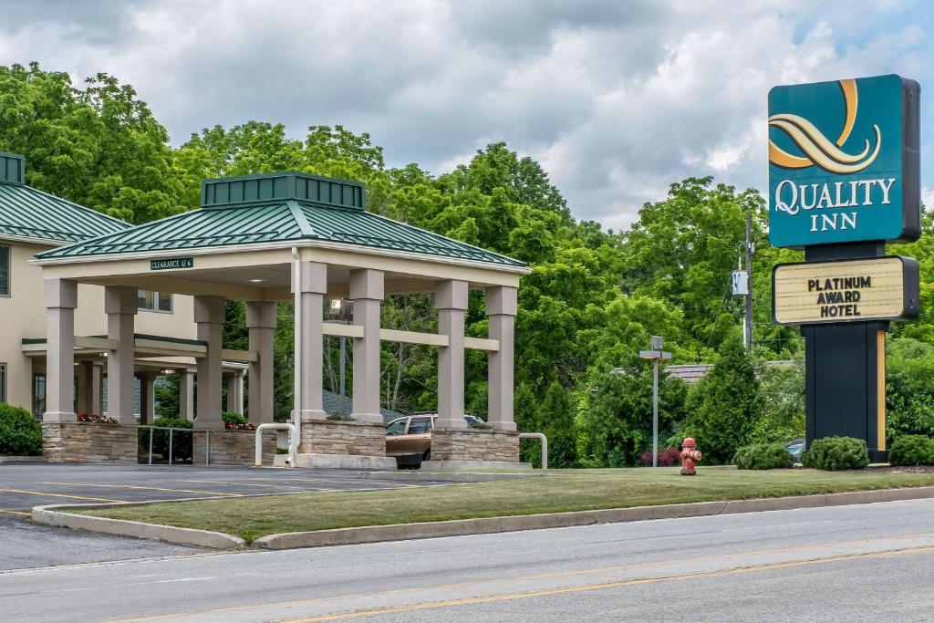 Quality Inn Bedford - main image