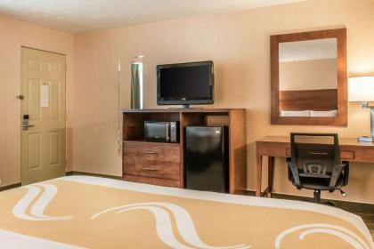 Quality Inn Bedford - image 13