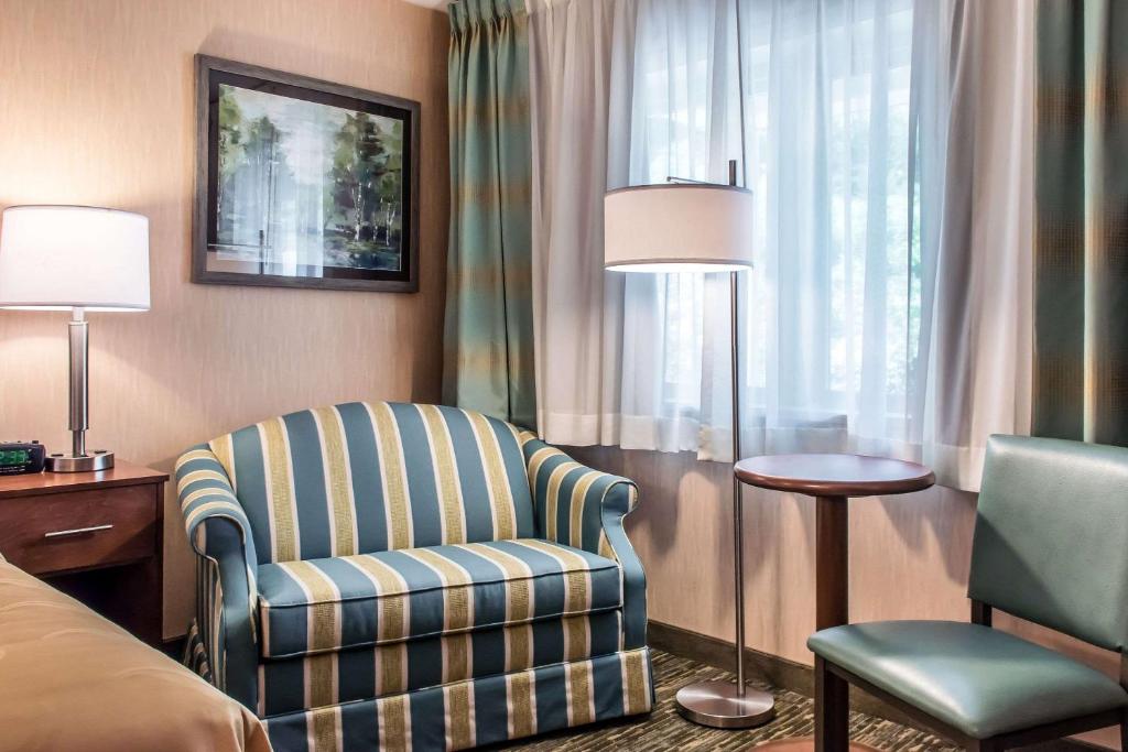 Quality Inn Bedford - image 3