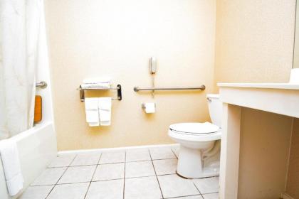Economy Inn Beebe - image 10