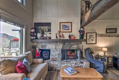 Beech Mountain Family Home - Walk to Ski Lifts! - image 3