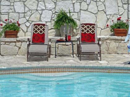 SureStay Plus Hotel by Best Western Beeville - image 13