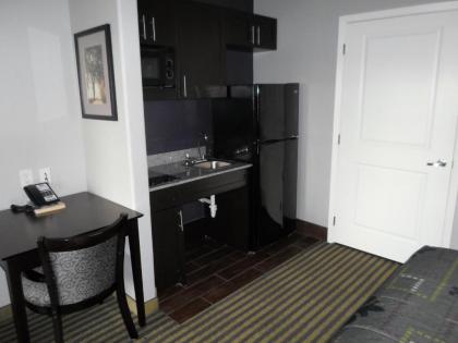 Studio 6-Beeville TX - image 13