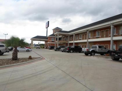 Studio 6-Beeville TX - image 9