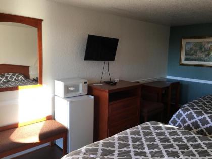 Belfair Motel - image 15
