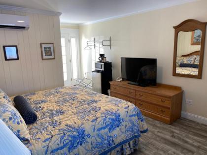 Colonial Gables Oceanfront Village - image 10