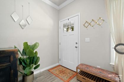 NEW! Boho Bungalow - image 17