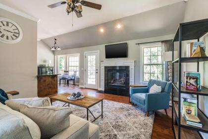 Blue Bird House Private Access to Back 40 trail Bella Vista Arkansas