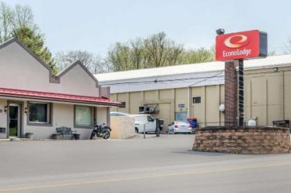 Econo Lodge Bellefonte - image 2