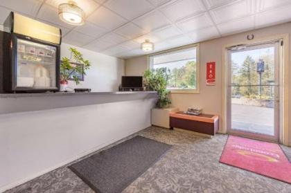 Econo Lodge Bellefonte - image 6
