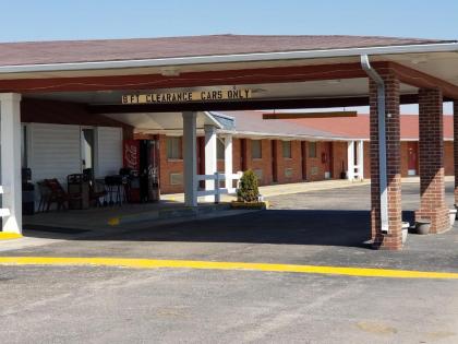 Americas Best Value Inn Belleville - image 6
