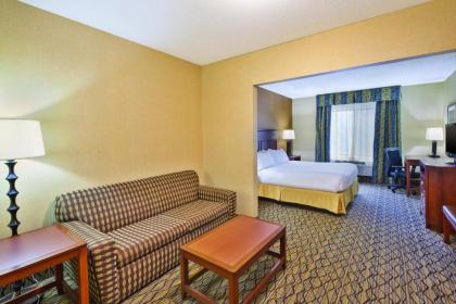 Holiday Inn Express Hotel & Suites - Belleville Area an IHG Hotel - image 10