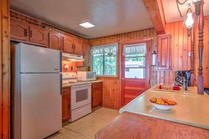 Spruce Haven Cottage Walk to Mississippi River! - image 9