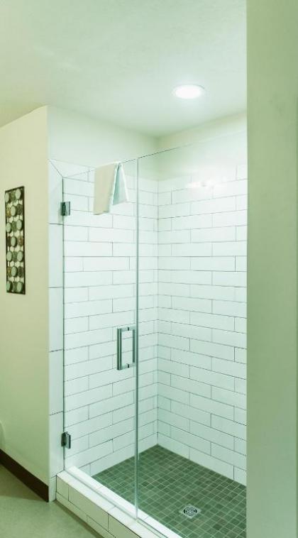 Silver Creek Hotel - image 12