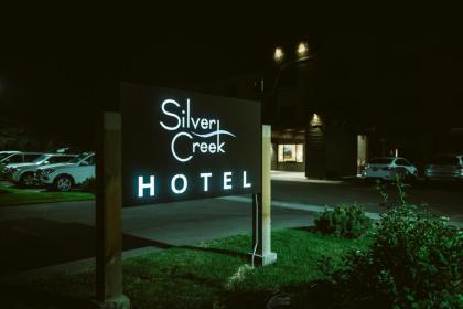Silver Creek Hotel - image 7