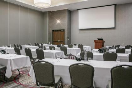 Courtyard by Marriott Omaha Bellevue at Beardmore Event Center - image 8