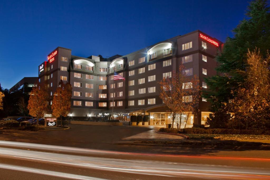 Silver Cloud Hotel - Bellevue - main image