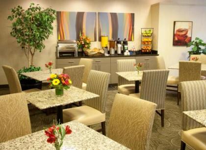 Silver Cloud Inn Bellevue Downtown - image 7