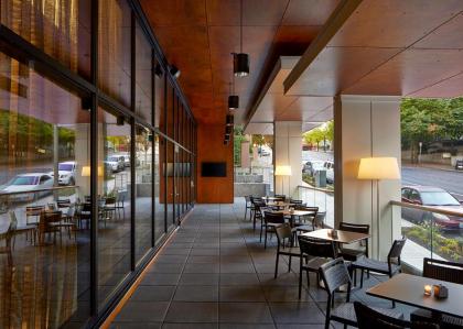 AC Hotel by Marriott Seattle Bellevue/Downtown - image 9
