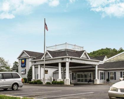 Comfort Inn Splash Harbor - image 2