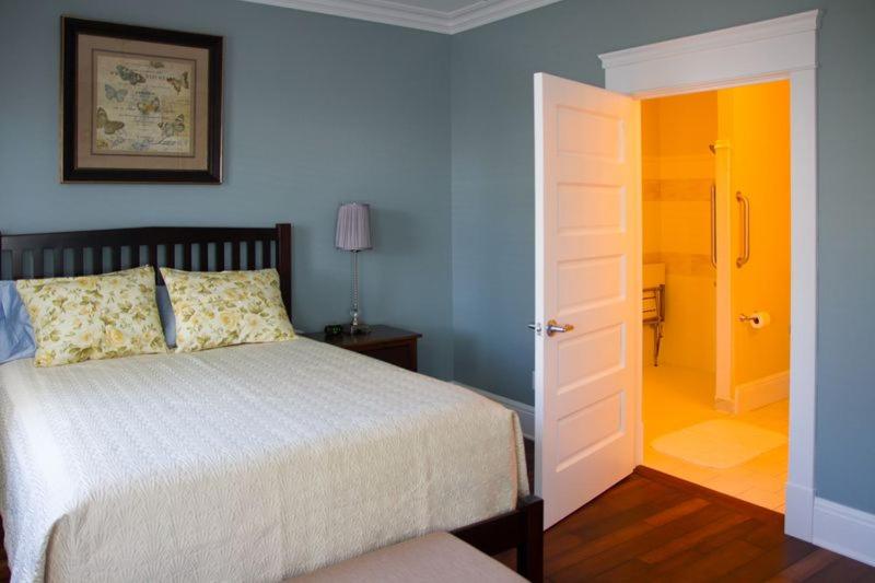 Wishmaker House B&b - image 2