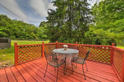 Charming Belmont Home about 13 mi to City Center