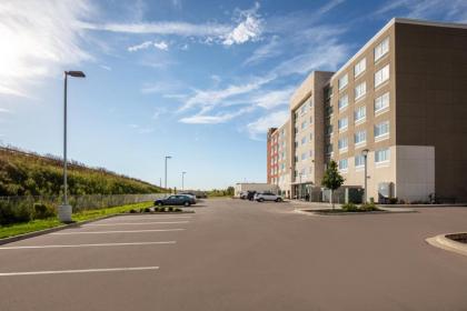 Holiday Inn Express & Suites Beloit - image 13