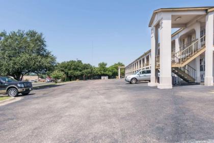 Knights Inn - Belton/Temple - image 14
