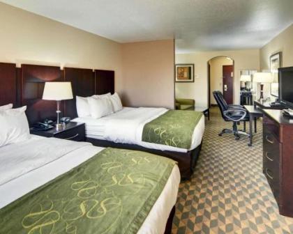 Comfort Suites Benbrook - image 15