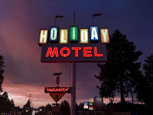 Holiday Motel Bend - main image