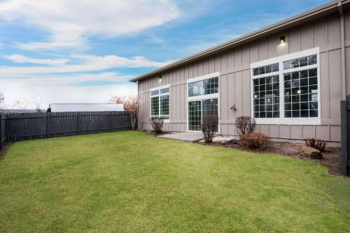 La Quinta Inn by Wyndham Bend - image 2