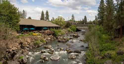 Riverhouse on the Deschutes - main image