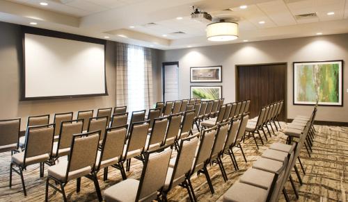 SpringHill Suites by Marriott Bend - image 3
