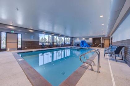 Best Western Premier Peppertree Inn at Bend - image 3