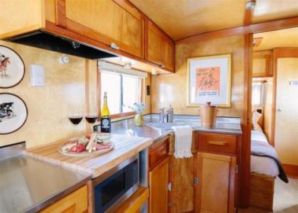 The Pendleton - image 4