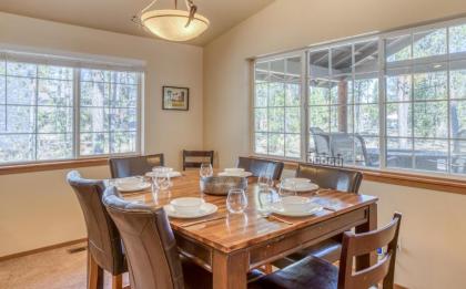 Indio Cabin - image 10