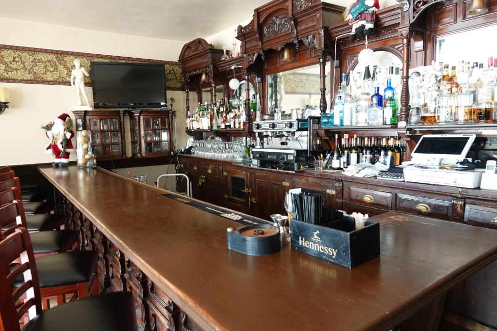 Union Hotel - main image