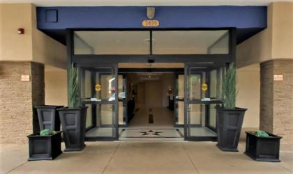 Best Western Plus Philadelphia Bensalem Hotel - image 11