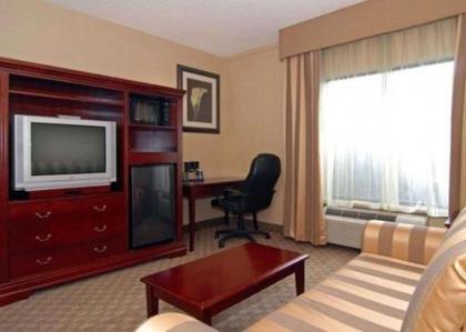 Quality Inn & Suites Bensalem - image 2