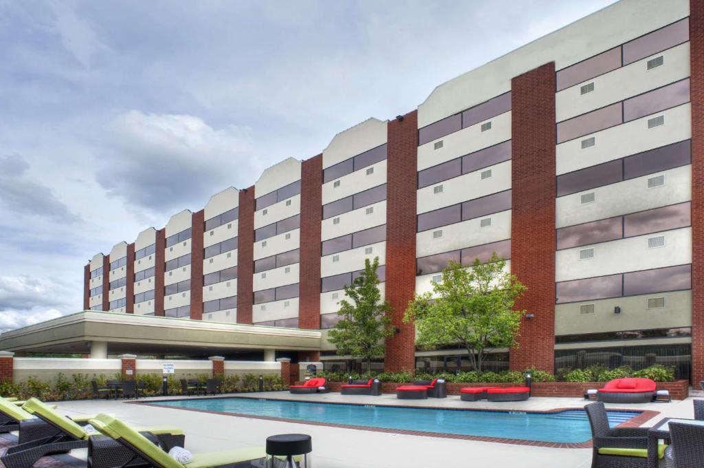 Holiday Inn Bensalem an IHG Hotel - main image