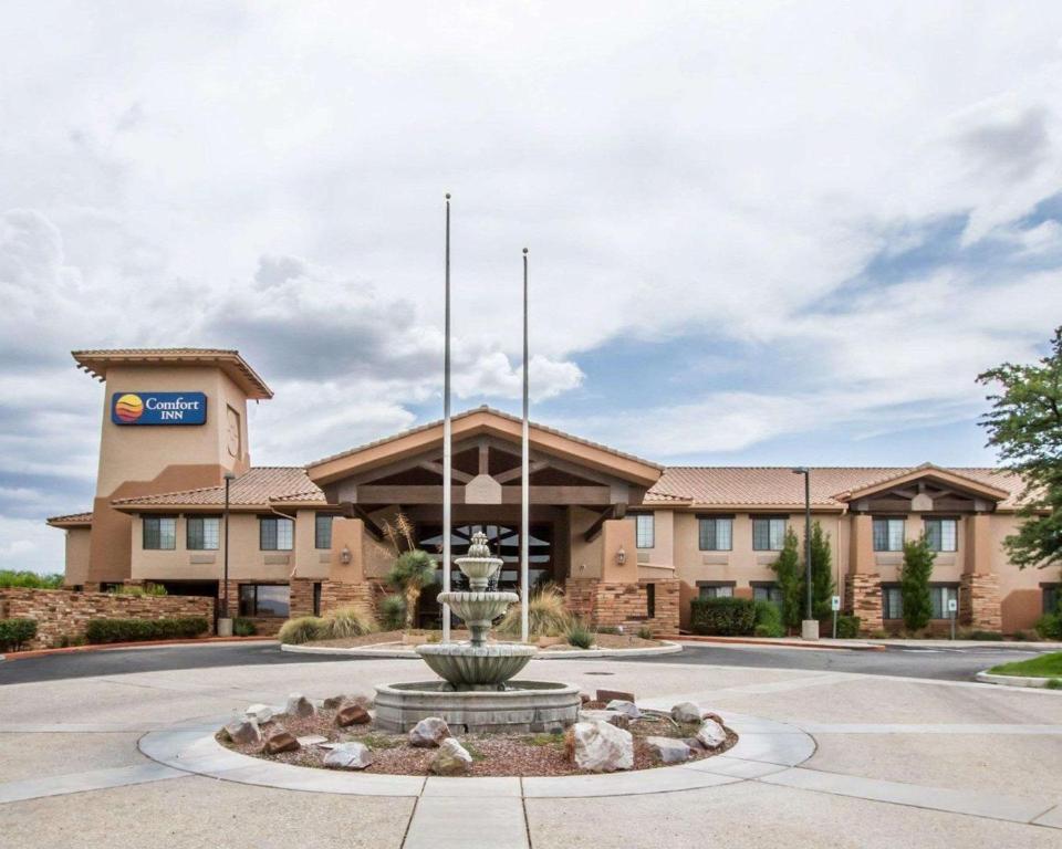 Comfort Inn Benson near Kartchner Caverns - image 7