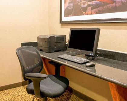 Comfort Suites Benton Harbor - St. Joseph - image 5