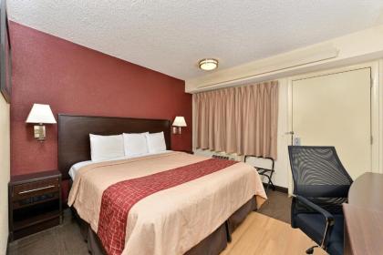 Red Roof Inn Benton Harbor - St. Joseph - image 4