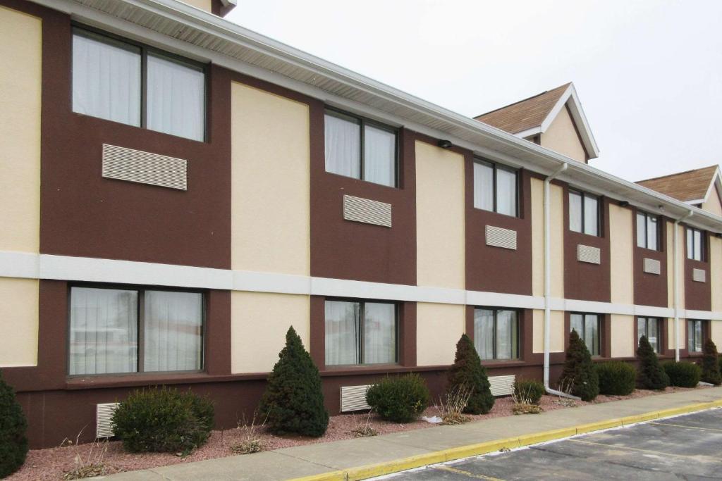 Quality Inn & Suites - main image