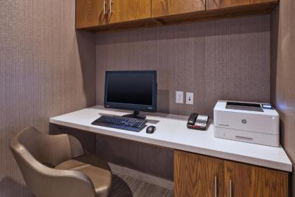 SpringHill Suites by Marriott St. Joseph Benton Harbor - image 9