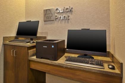 Courtyard by Marriott St. Joseph-Benton Harbor - image 3