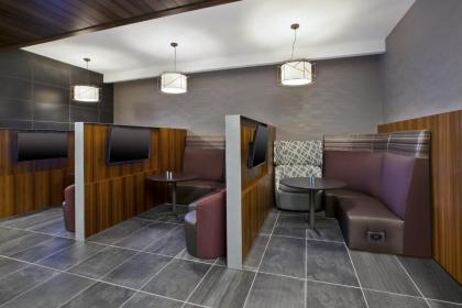Courtyard by Marriott St. Joseph-Benton Harbor - image 5