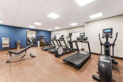 Hampton Inn & Suites Benton Harbor MI - image 6