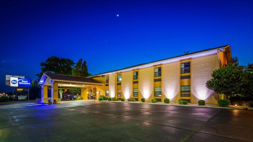 Best Western Benton Inn - main image